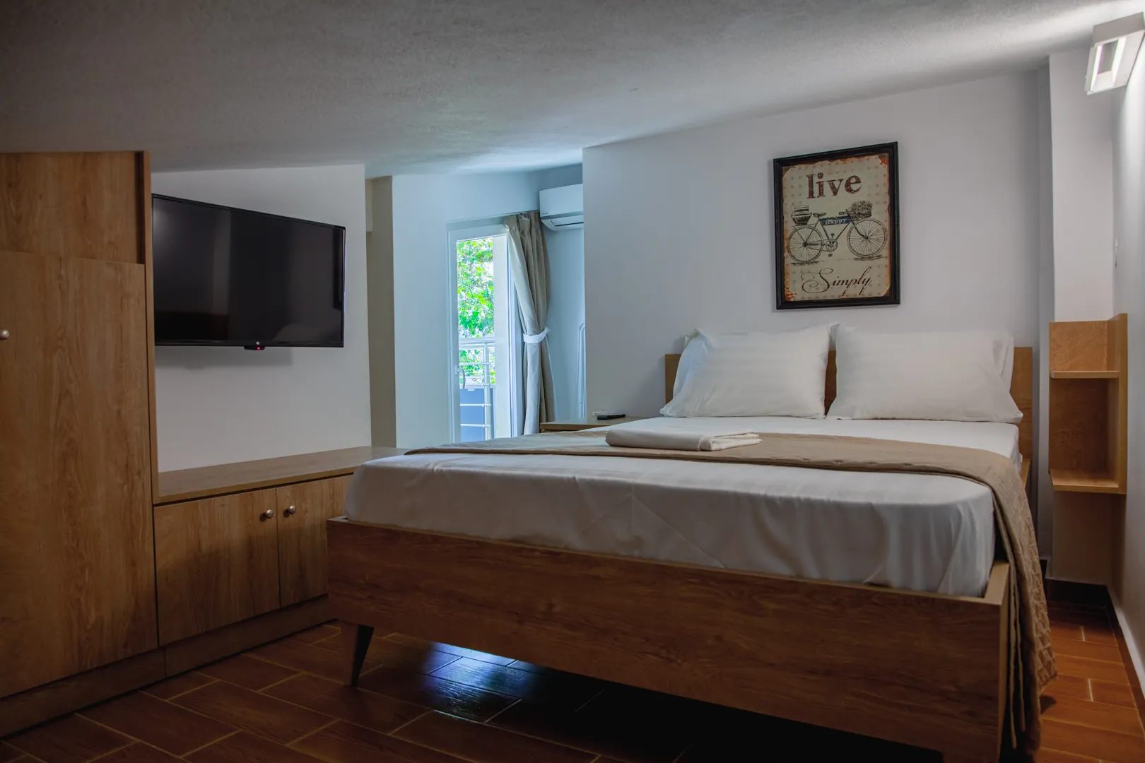 Tiara Holidays - Nikiti Comfort - superior maisonette spavaća soba u potkrovlju
